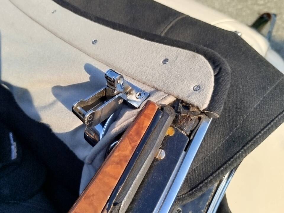 Immagine 56/74 di Jaguar XK 140 SE DHC (1955)