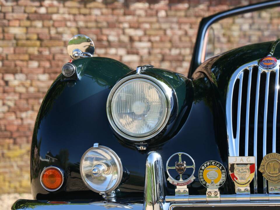 Afbeelding 34/50 van Jaguar XK 140 SE DHC (1957)