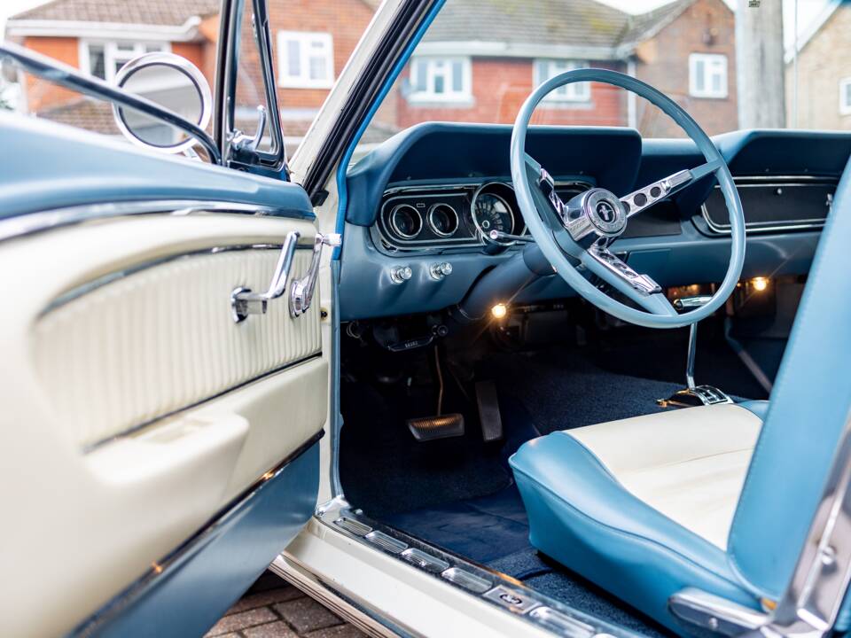 Bild 27/50 von Ford Mustang 289 (1966)