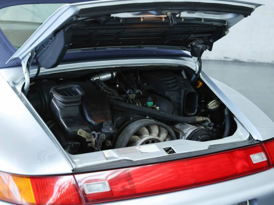 Bild 36/50 von Porsche 911 Carrera (1995)