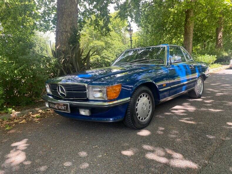 Image 38/50 of Mercedes-Benz 300 SL (1988)