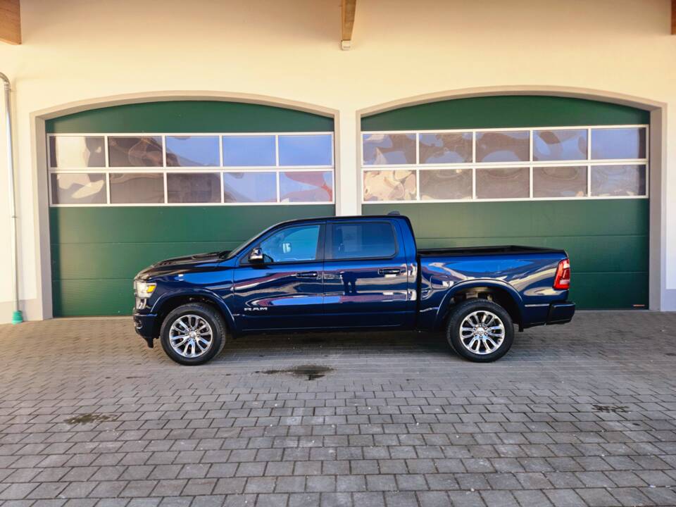 Image 5/69 of Dodge Ram 1500 (2022)