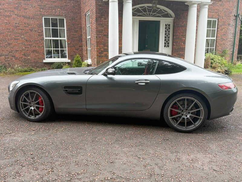 Image 8/25 of Mercedes-AMG GT-S (2015)