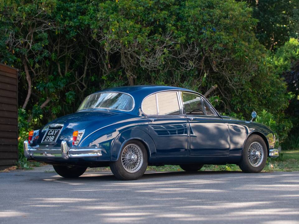 Bild 37/50 von Jaguar Mk II 2.4 (1964)