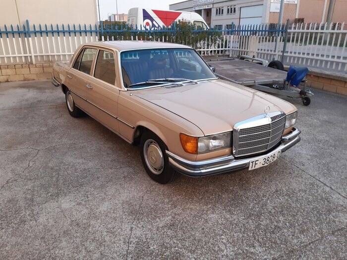 Image 4/7 of Mercedes-Benz 280 SE (1974)