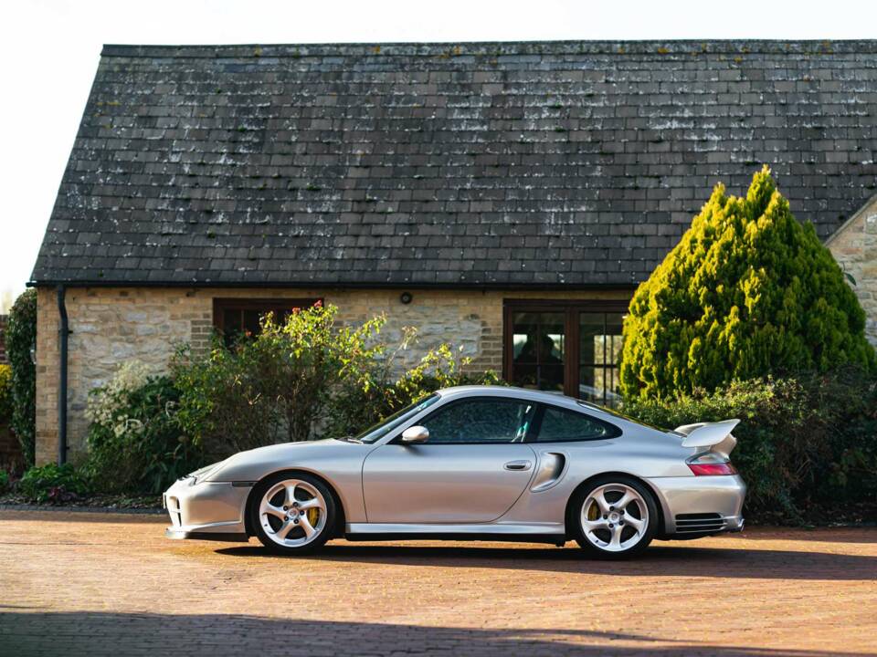 Bild 9/25 von Porsche 911 GT2 (2003)