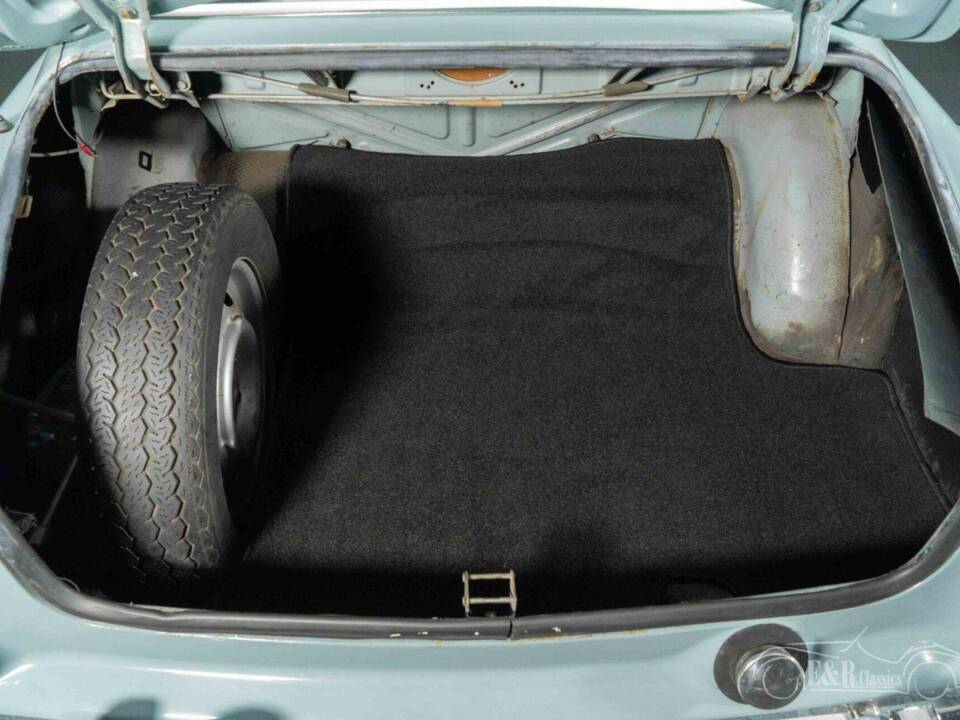Image 6/19 of Volvo P 121 (1965)