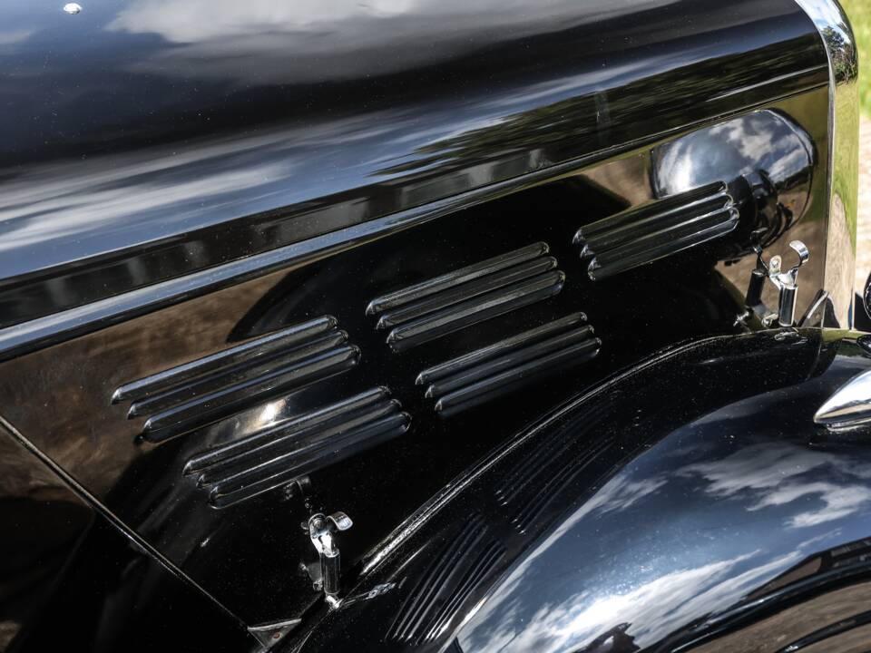Image 22/33 of Morris 12&#x2F;4 (1935)