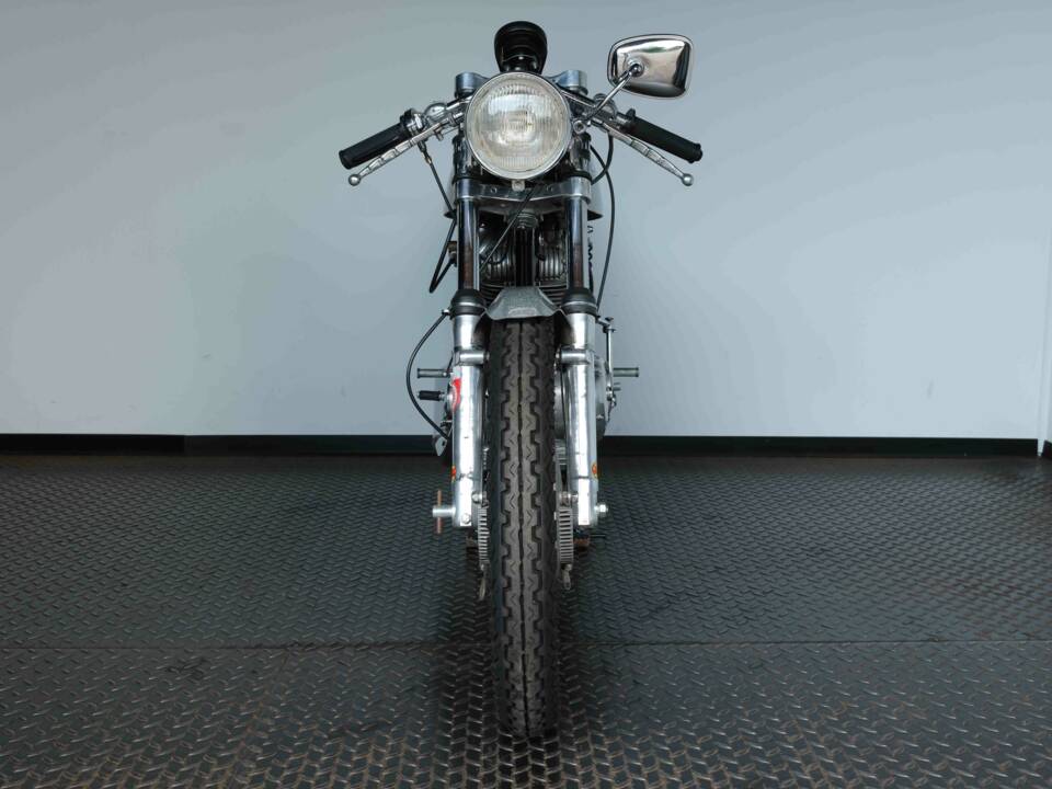 Image 40/64 of Ducati 350 Desmo (1971)