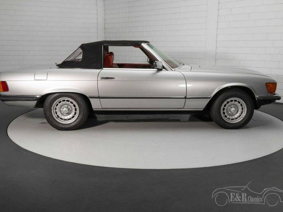 Image 15/19 of Mercedes-Benz 450 SL (1979)