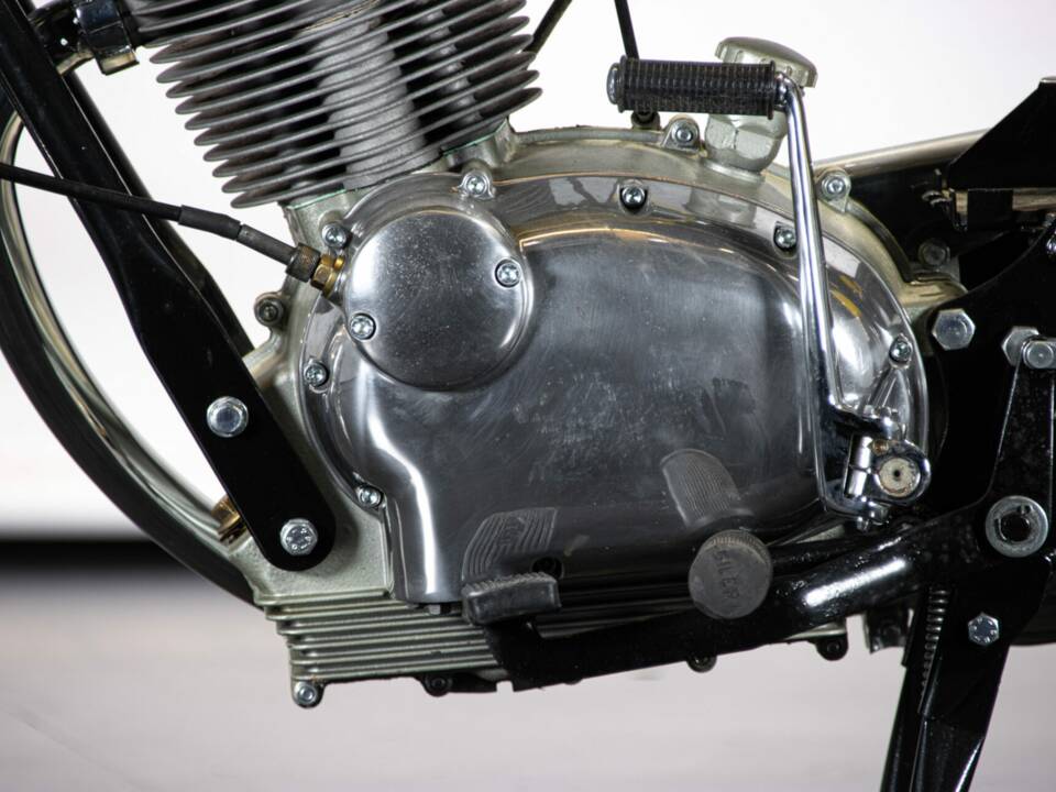Imagen 18/50 de Gilera 150 Autostrada (1971)