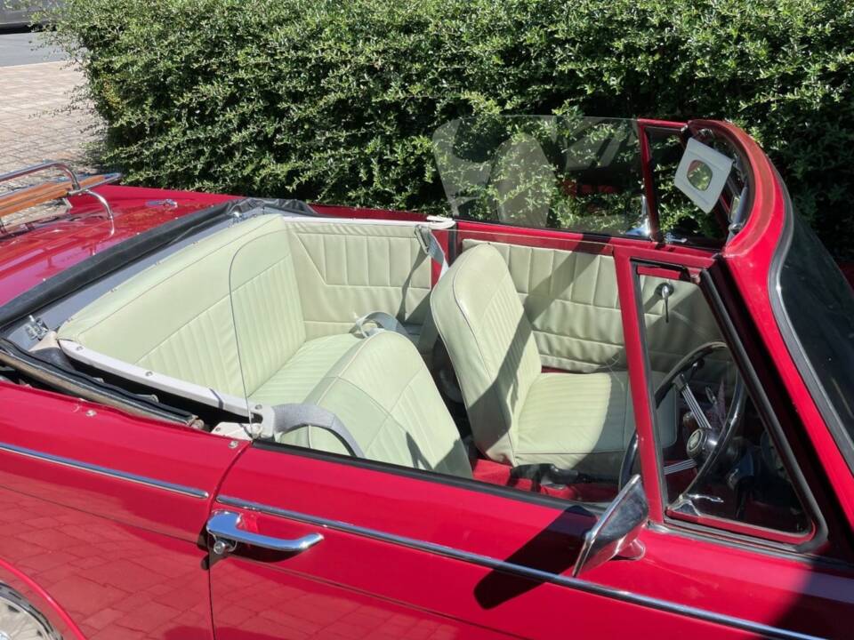 Image 45/50 of Triumph Herald 1200 (1965)