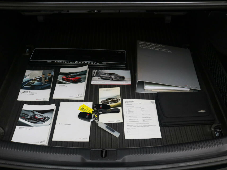 Image 13/13 de Audi RS5 (2011)