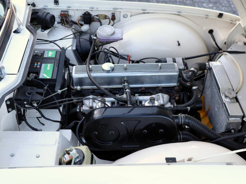 Image 6/50 de Triumph TR 6 (1970)