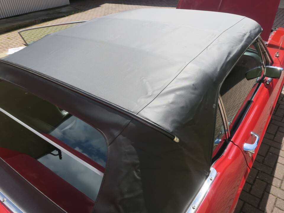 Image 22/39 of Ford Mustang 390 GTA (1967)