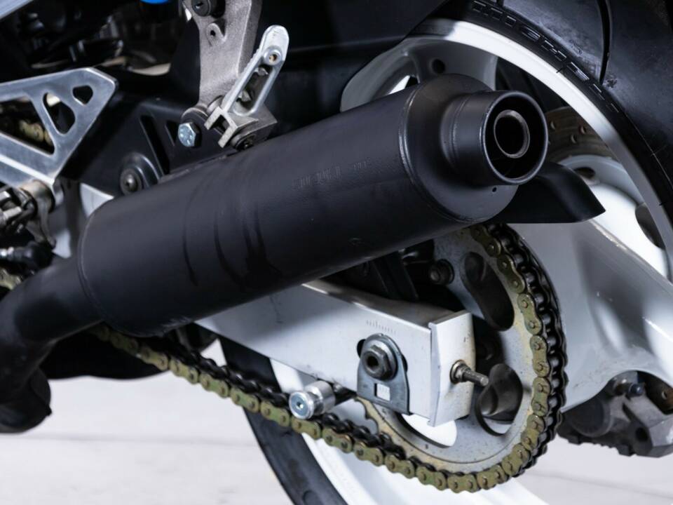 Bild 35/50 von Suzuki DUMMY (1988)