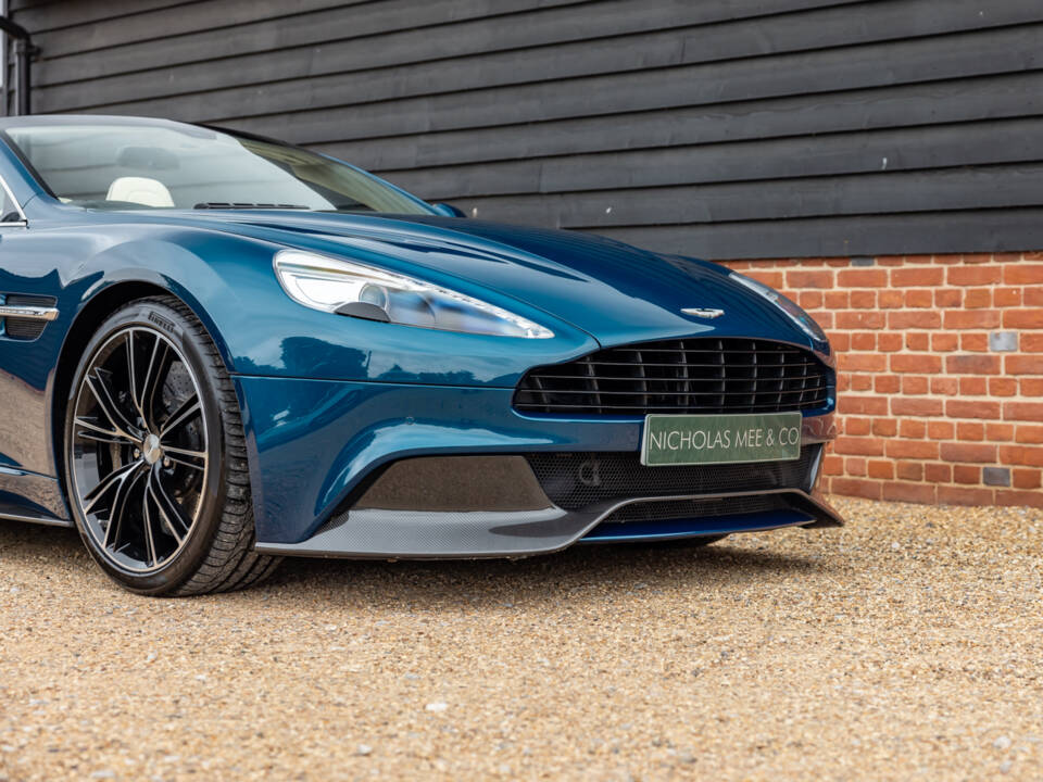 Image 14/68 de Aston Martin Vanquish Volante (2014)