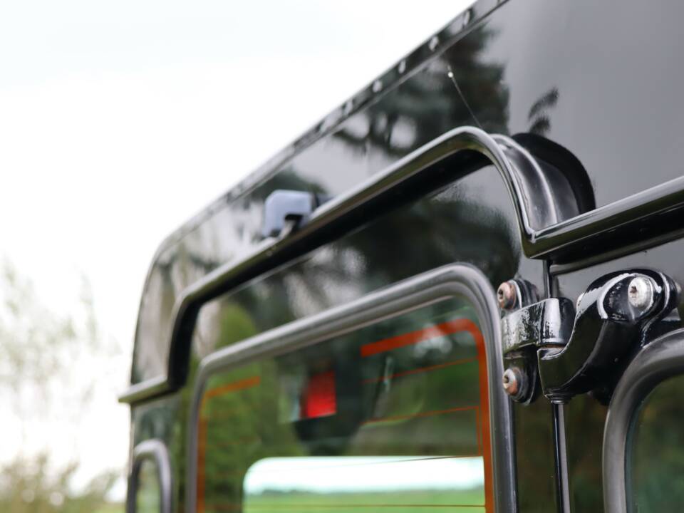 Bild 36/50 von Land Rover Defender 130 Double Cab (2007)