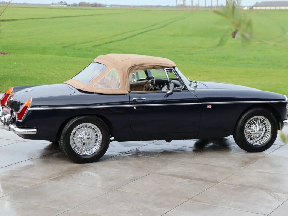 Afbeelding 44/50 van MG MGB (1973)