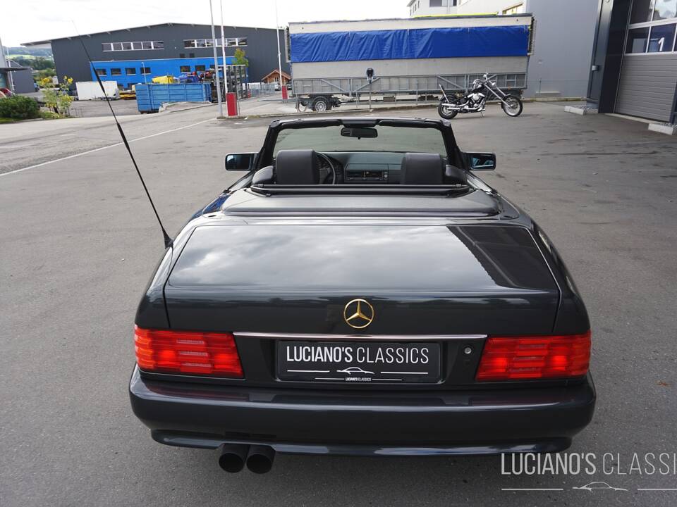 Image 8/49 of Mercedes-Benz 500 SL (1992)