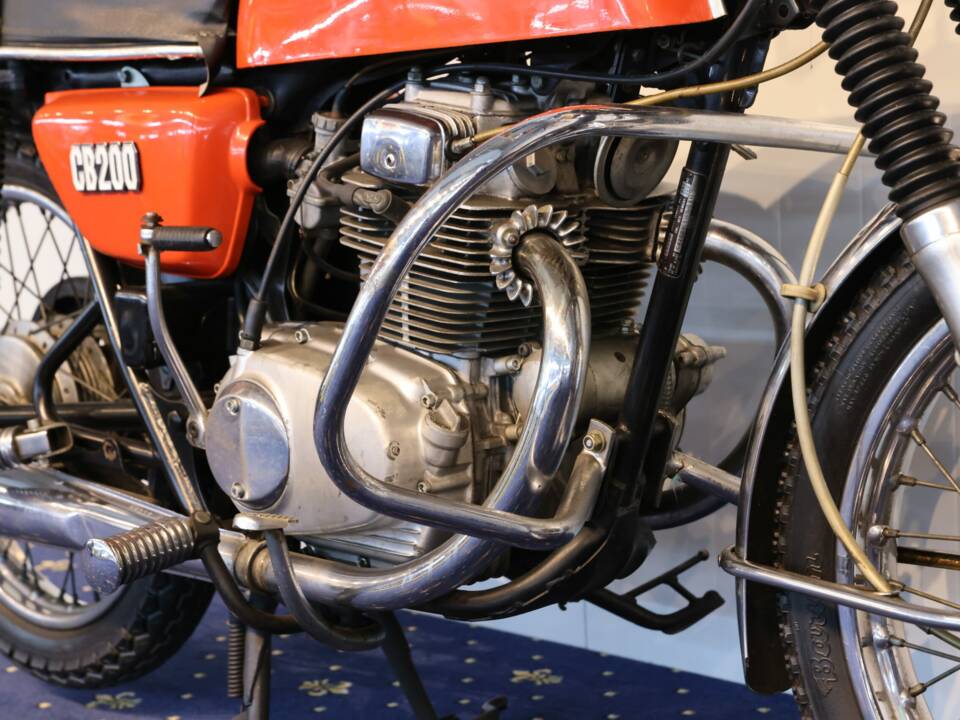 Image 10/26 of Honda CB 200 (1976)