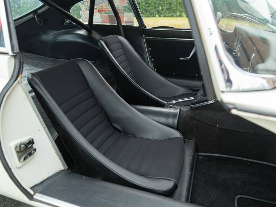 Imagen 37/50 de Jaguar E-Type 3.8 (1964)