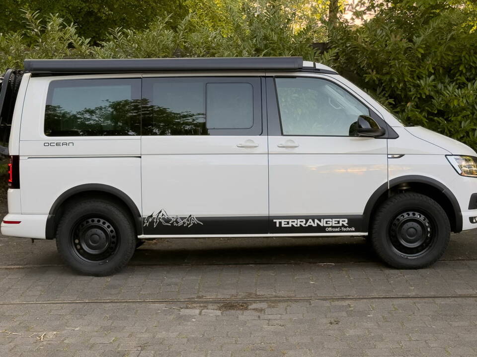 Bild 12/32 von Volkswagen T6 Multivan 2.0 TDI (2017)