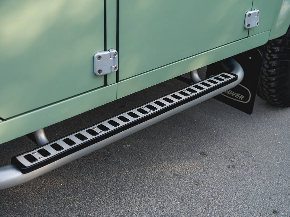 Bild 37/37 von Land Rover Defender (2016)