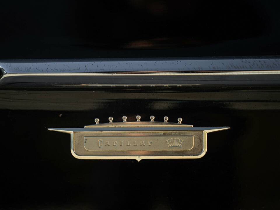 Bild 44/50 von Cadillac 60 Special Fleetwood (1958)