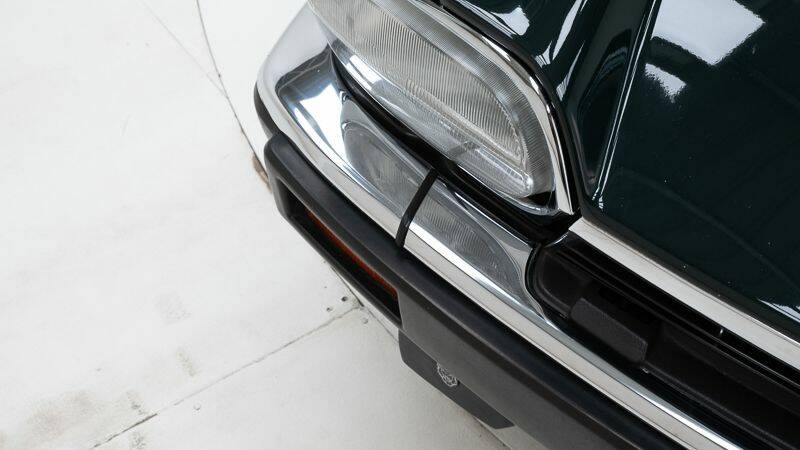 Image 13/15 of Jaguar XJS 4.0 (1992)