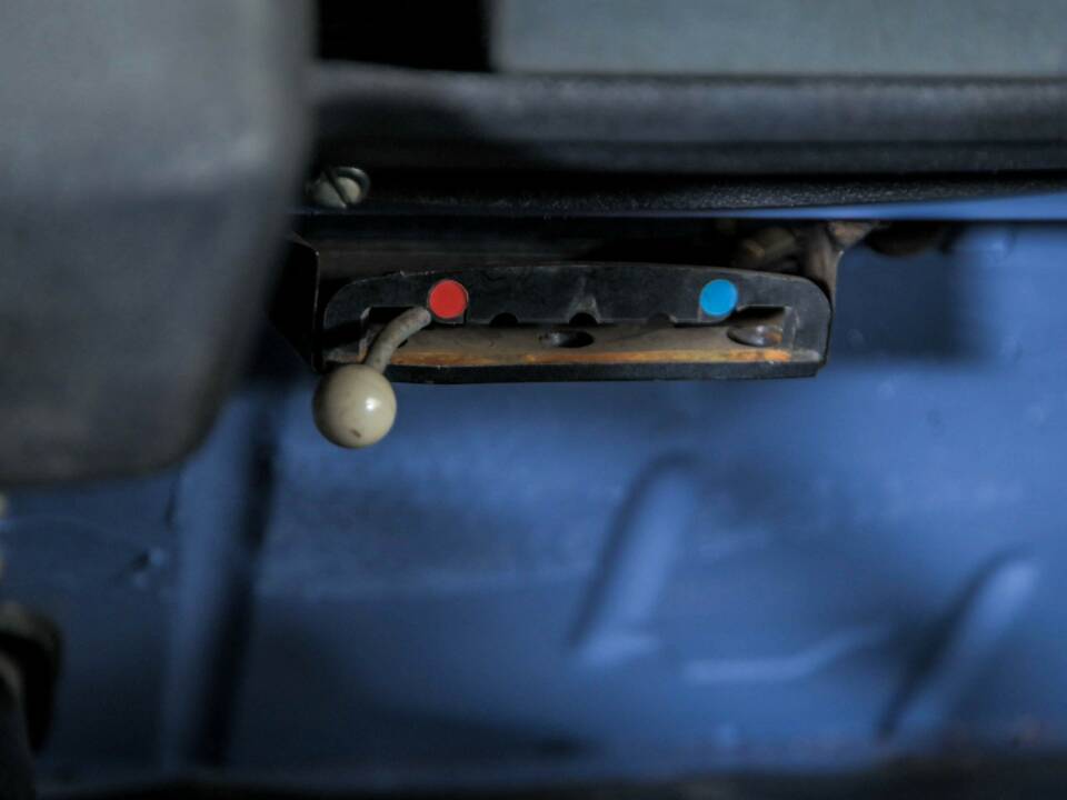 Image 28/50 of Citroën 2 CV 6 (1985)