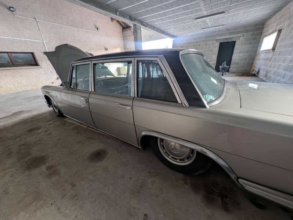 Image 40/46 of Mercedes-Benz 600 (1966)