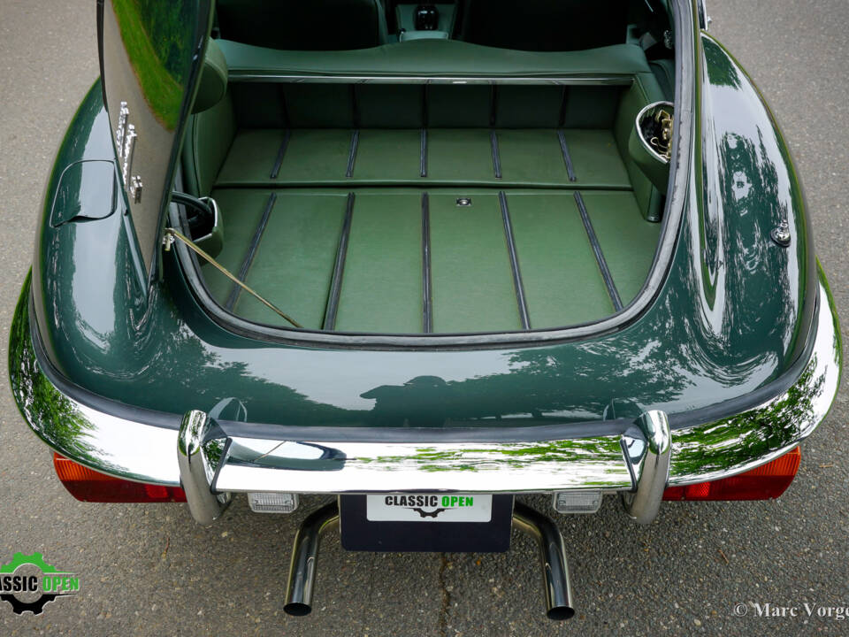 Afbeelding 59/61 van Jaguar E-Type (2+2) (1969)