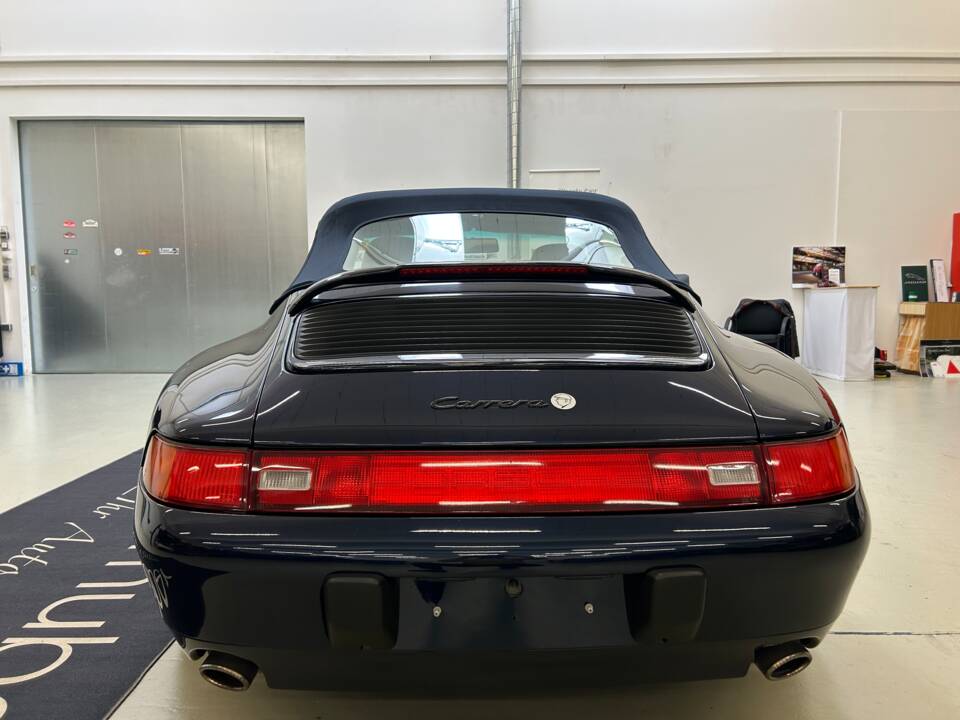 Afbeelding 26/39 van Porsche 911 Carrera (1995)