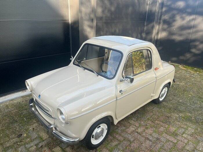 Image 2/7 of Piaggio Vespa 400 (1959)