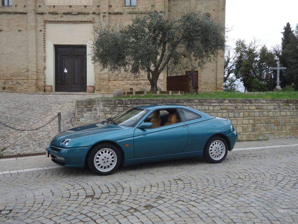 Bild 14/27 von Alfa Romeo GTV 2.0 V6 Turbo (1998)