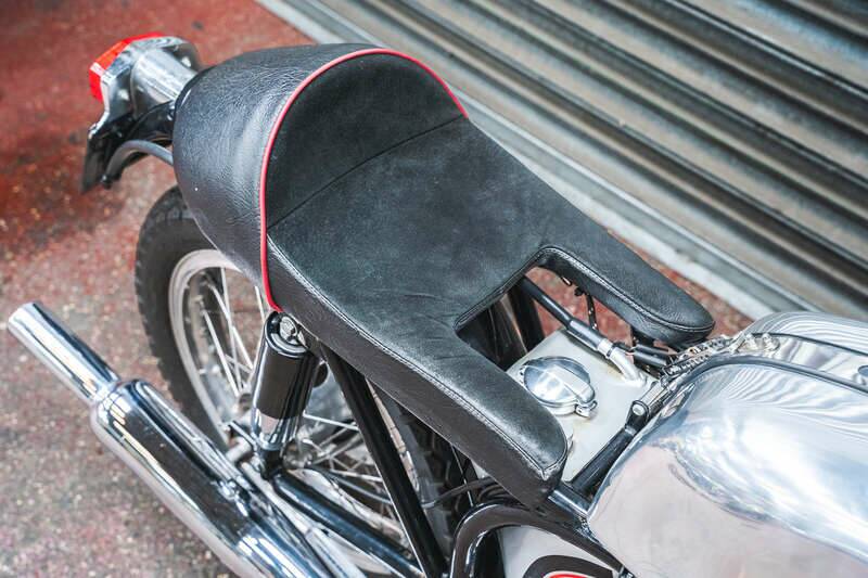 Immagine 14/38 di Norton Dominator Slimline TT (1961)