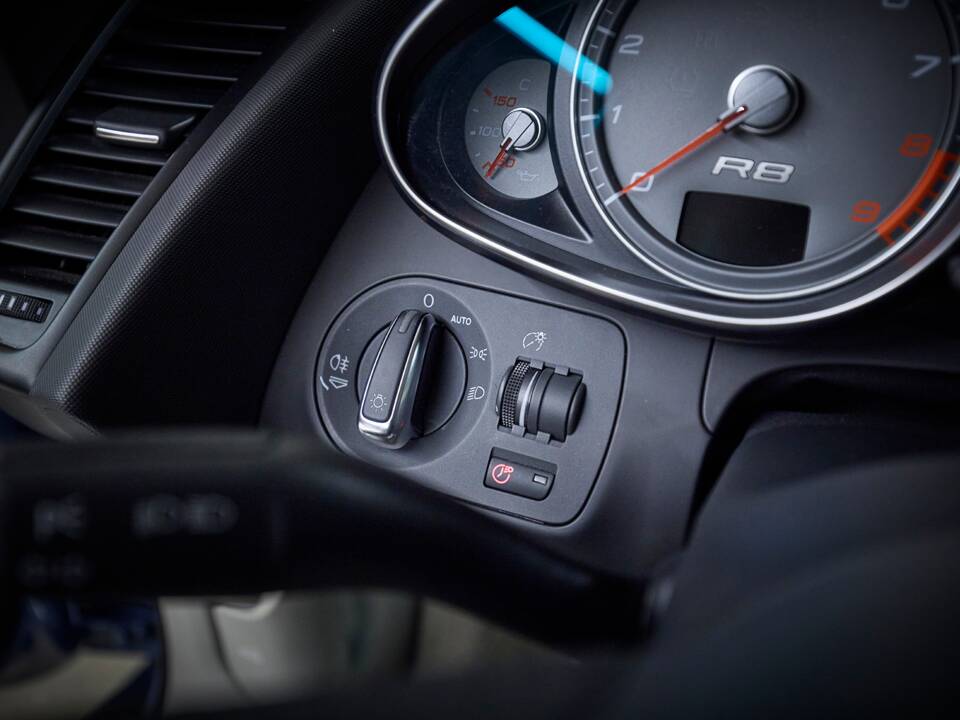 Immagine 77/96 di Audi R8 (2008)