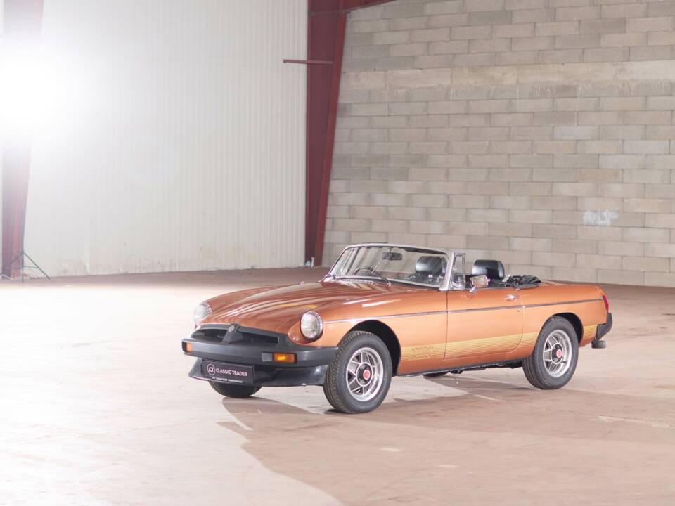 Immagine 10/25 di MG MGB Limited Edition (1981)