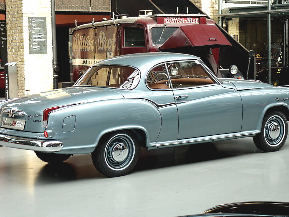 Image 16/42 of Borgward Isabella Coupe (1961)