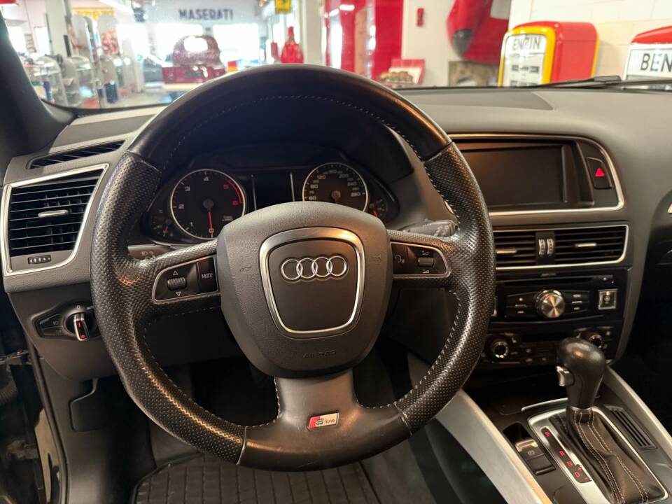 Image 10/18 of Audi Q5 3.0 TDI (2011)