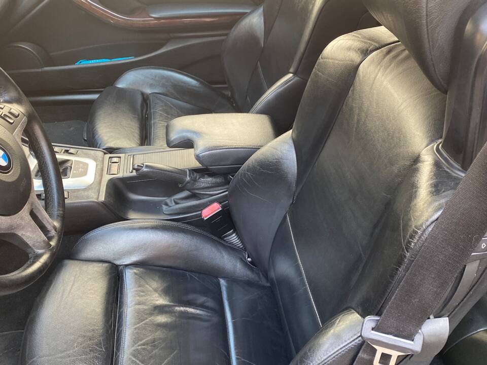 Bild 9/15 von BMW 330Ci (2004)