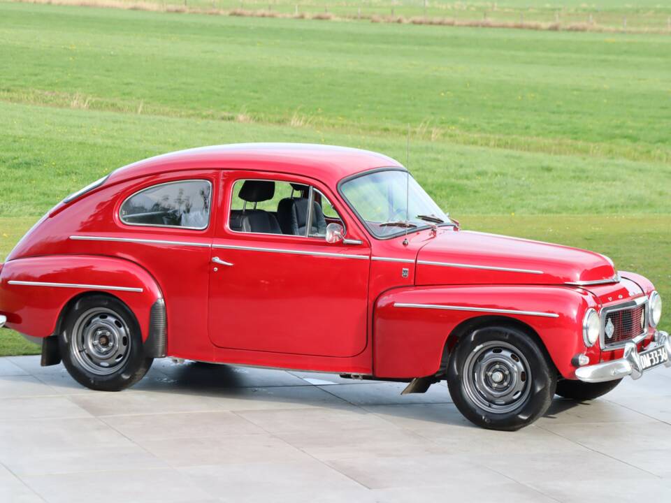 Image 6/50 of Volvo PV 544 Sport (1965)