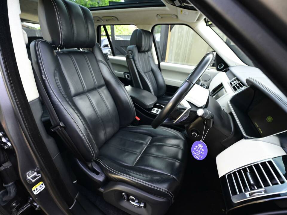 Image 25/50 de Land Rover Range Rover Autobiography SDV8 (2016)