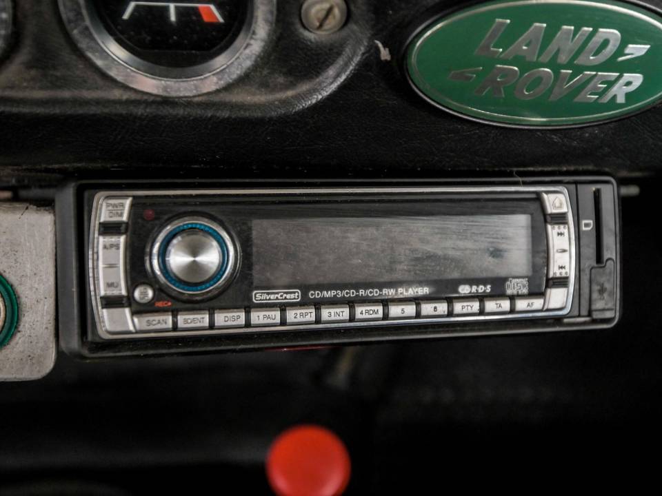 Bild 44/50 von Land Rover 88 (1979)