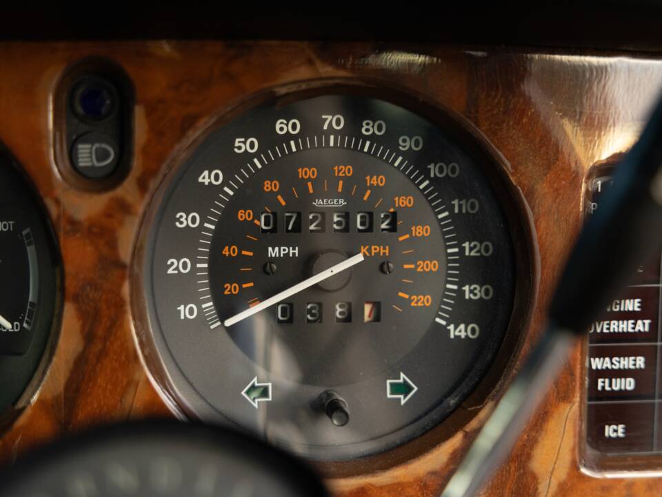 Bild 39/50 von Bentley T 2 (1980)