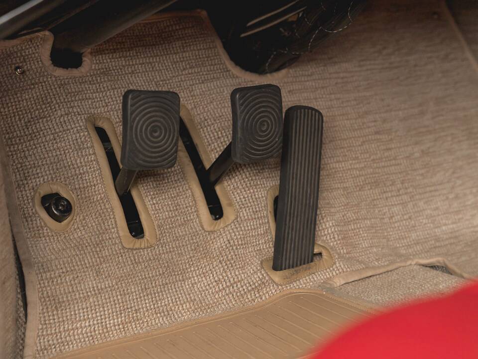 Immagine 22/36 di Porsche 356 1500 Super (1953)