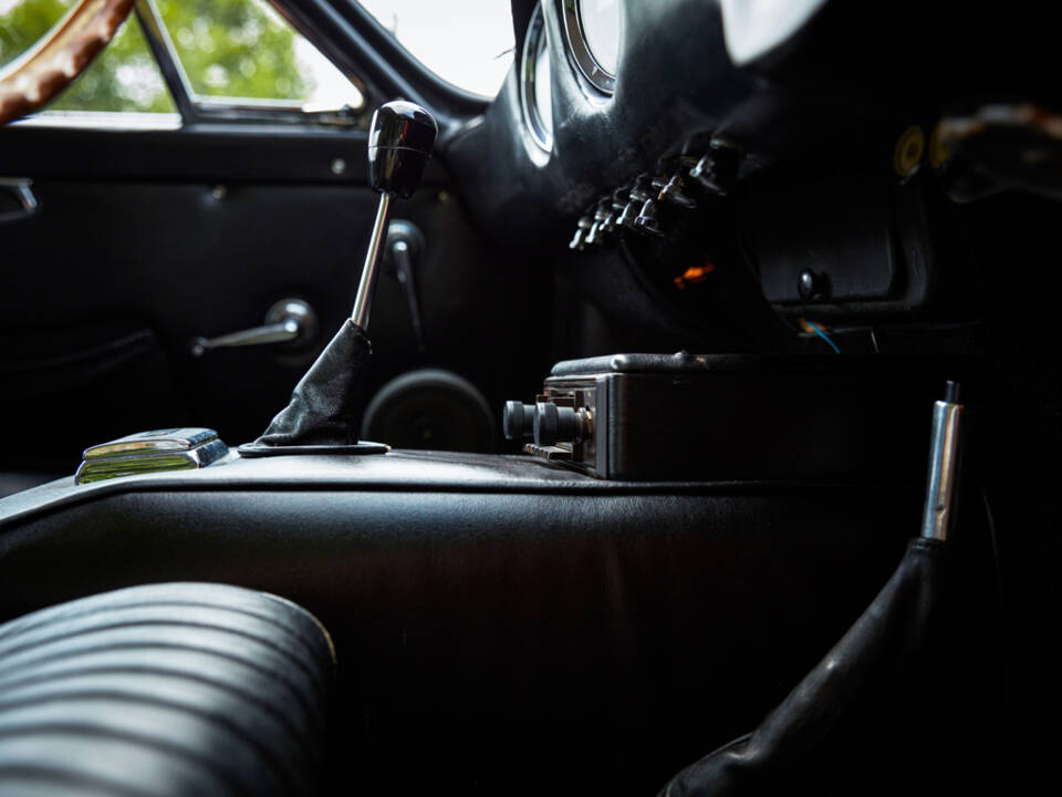 Immagine 26/50 di Ferrari 250 GT Berlinetta Lusso (1964)