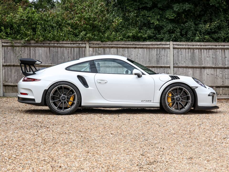 Afbeelding 16/43 van Porsche 911 GT3 RS (2015)