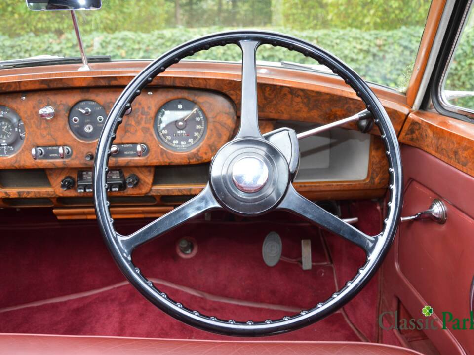 Imagen 31/50 de Bentley S 1 (1957)